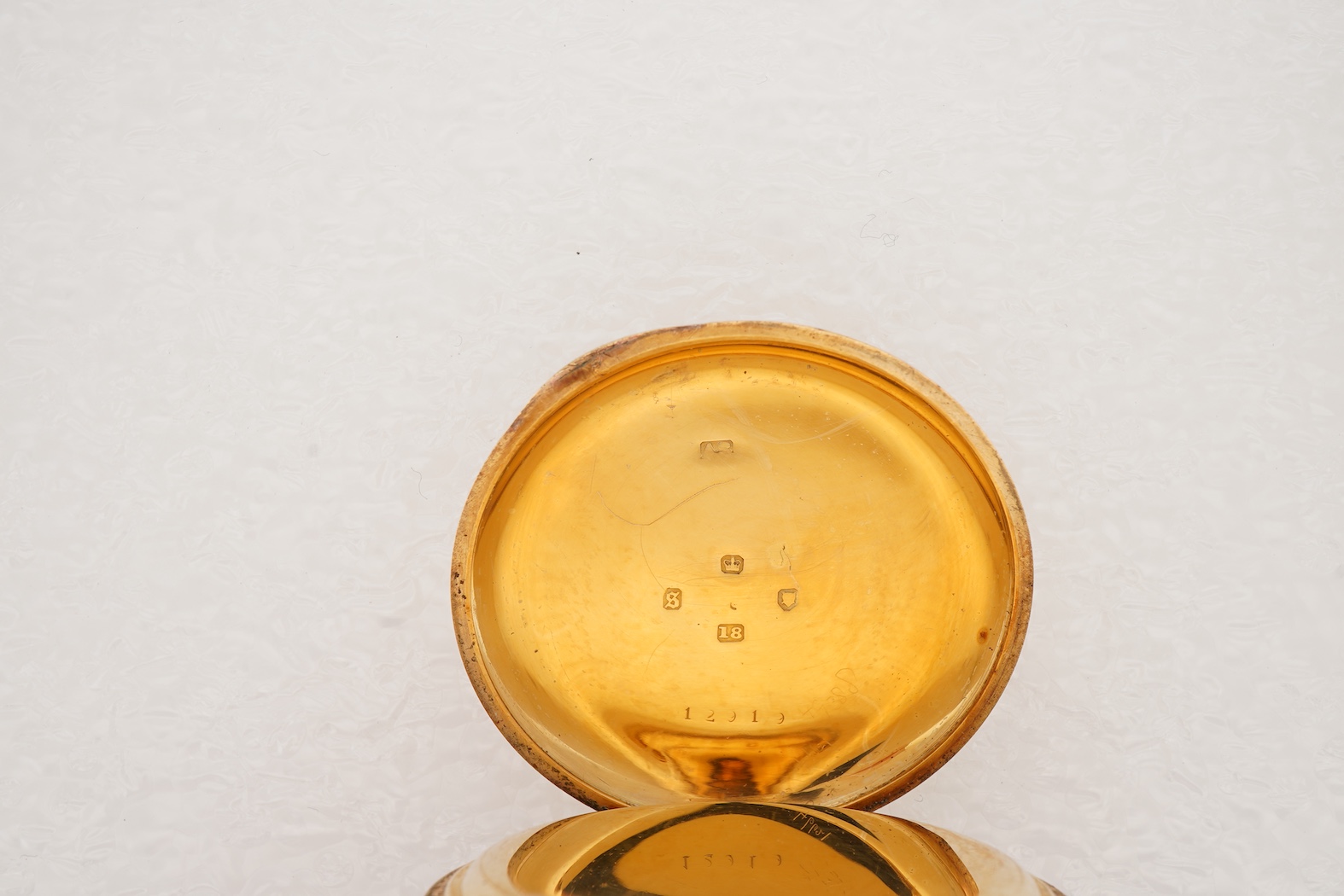 A Victorian 18ct gold Hunt & Roskell keyless hunter hour repeating fob watch